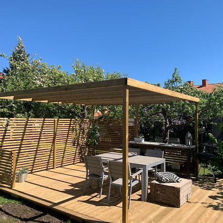 Toppmodern Familjelaegenhet Naera Kalmar Slott Och Langviksbadet Exterior foto